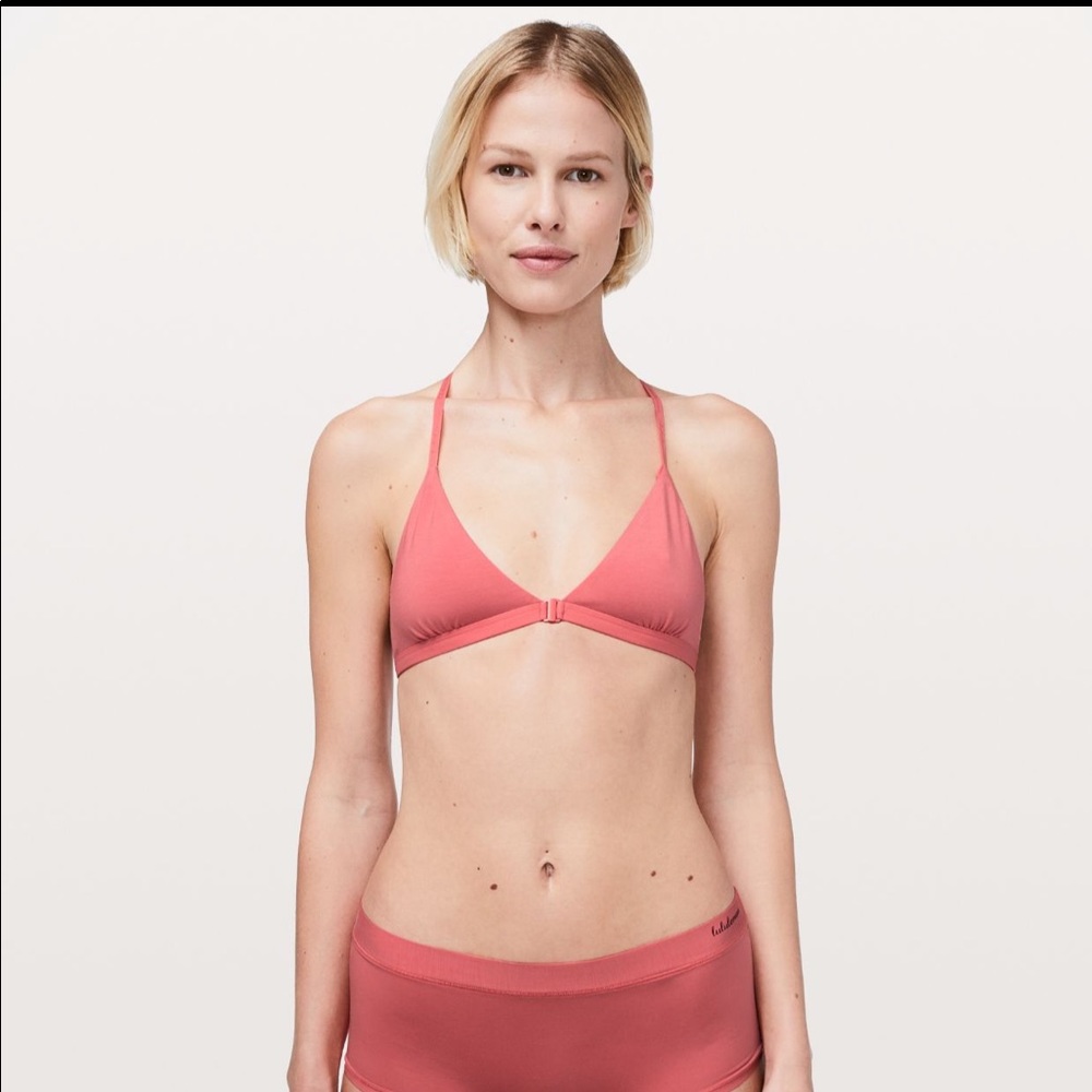 NWT Lululemon Simply There Triangle Bralette 34B